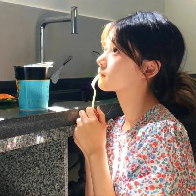 明黄禁色